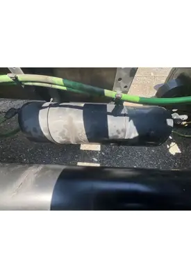 Freightliner Cascadia 116 Day Cab Air Tank