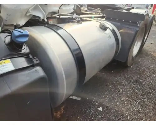 Freightliner Cascadia 116 Day Cab Fuel Tank