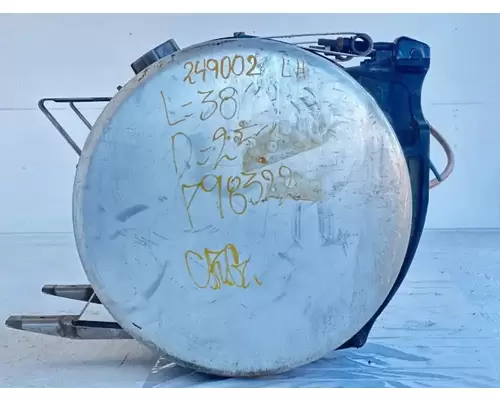 Freightliner Cascadia 116 Day Cab Fuel Tank