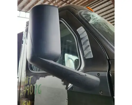 Freightliner Cascadia 116 Day Cab Mirror (Side View)