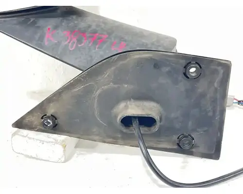 Freightliner Cascadia 116 Day Cab Mirror (Side View)