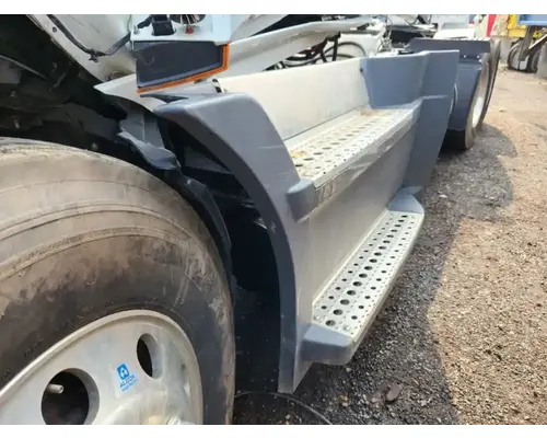 Side Fairing Freightliner Cascadia 116 Day Cab Complete Recycling Group LLC