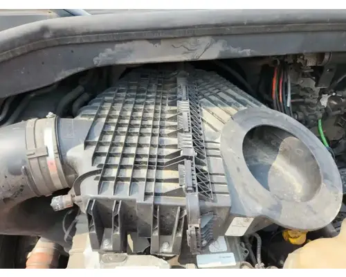 Air Cleaner Freightliner Cascadia 116 Complete Recycling Group LLC