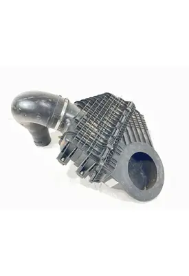 Freightliner Cascadia 116 Air Cleaner