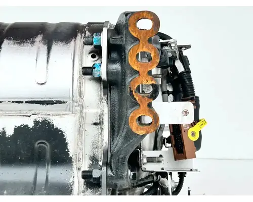 Freightliner Cascadia 116 DPF (Diesel Particulate Filter)
