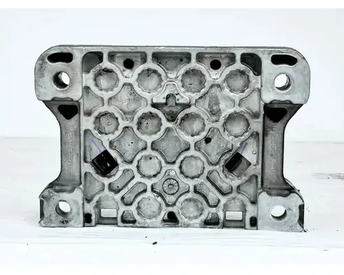 Freightliner Cascadia 116 Engine Mounts