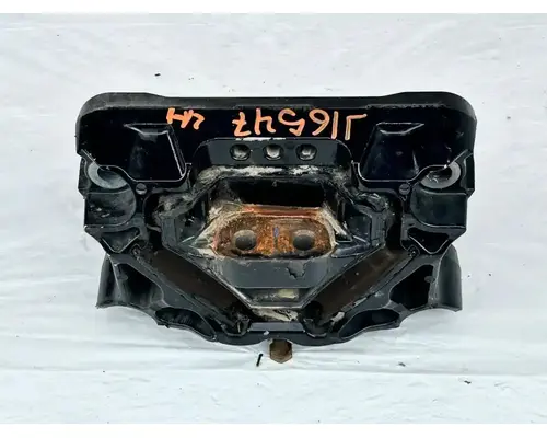 Freightliner Cascadia 116 Engine Mounts