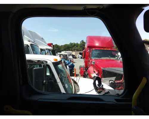 Door Glass, Front FREIGHTLINER CASCADIA 116 LKQ Heavy Truck Maryland