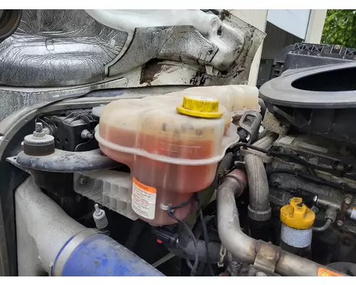 Radiator Overflow Bottle FREIGHTLINER CASCADIA 116 LKQ Thompson Motors - Wykoff