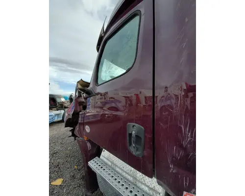 Door Assembly, Front Freightliner Cascadia 123 Holst Truck Parts