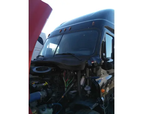 Cab FREIGHTLINER CASCADIA 125 2018UP LKQ Evans Heavy Truck Parts