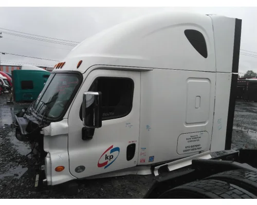 Cab FREIGHTLINER CASCADIA 125 2018UP LKQ Heavy Truck Maryland