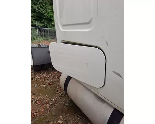 Running Board FREIGHTLINER CASCADIA 125 2018UP LKQ Evans Heavy Truck Parts