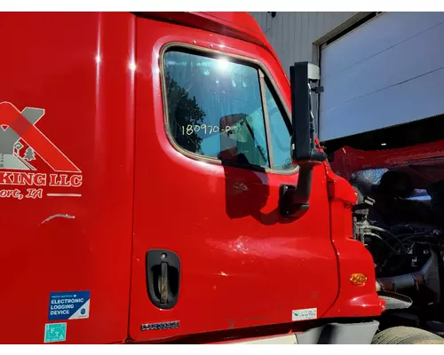 Door Assembly, Front FREIGHTLINER CASCADIA 125 2018UP LKQ Thompson Motors - Wykoff