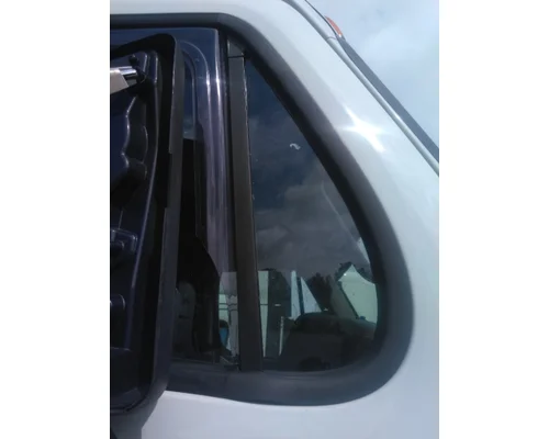 Door Vent Glass, Front FREIGHTLINER CASCADIA 125 EVOLUTION LKQ Evans Heavy Truck Parts