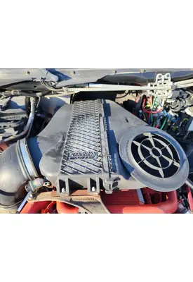 Freightliner Cascadia 125 Air Cleaner