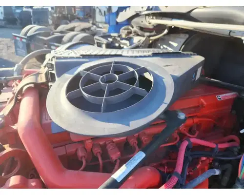 Freightliner Cascadia 125 Air Cleaner