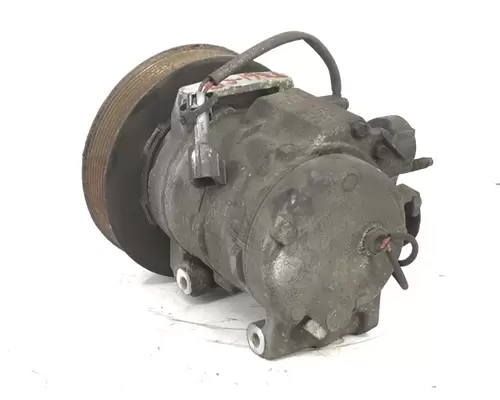 Freightliner Cascadia 125 Air Conditioner Compressor