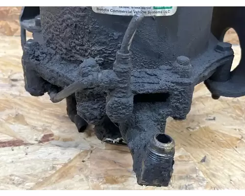 Freightliner Cascadia 125 Air Drier