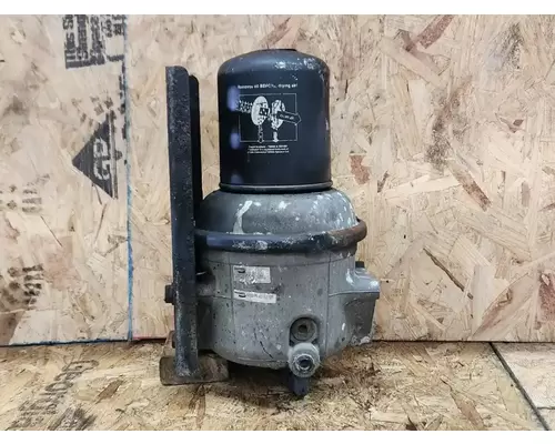 Freightliner Cascadia 125 Air Drier