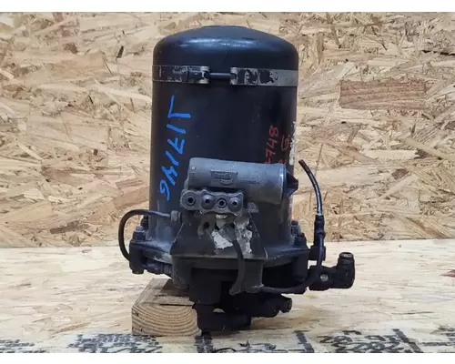 Air Dryer Freightliner Cascadia 125 Complete Recycling Group LLC