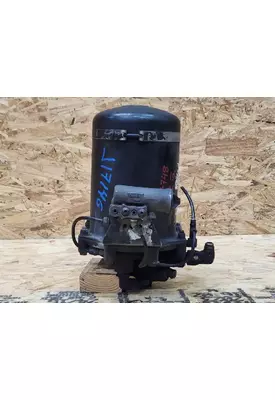 Freightliner Cascadia 125 Air Drier
