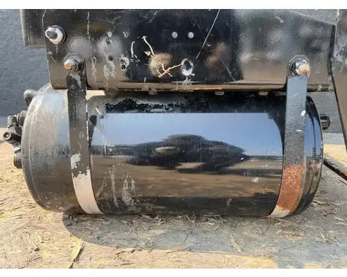 Air Tank Freightliner Cascadia 125 Complete Recycling Group LLC