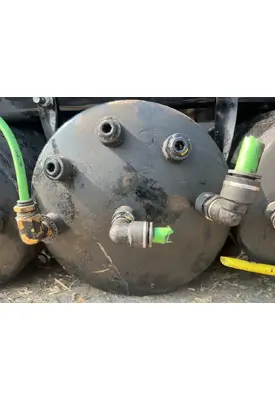 Freightliner Cascadia 125 Air Tank