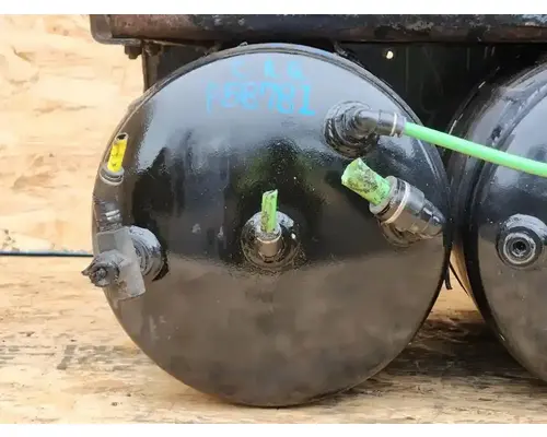 Freightliner Cascadia 125 Air Tank