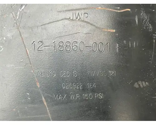 Freightliner Cascadia 125 Air Tank