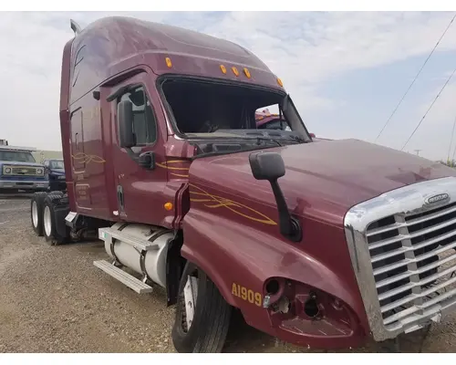 Freightliner Cascadia 125 Axle Assembly, Front (Steer)