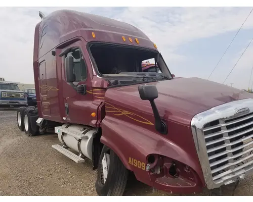 Axle Assembly, Front (Steer) Freightliner Cascadia 125 Holst Truck Parts