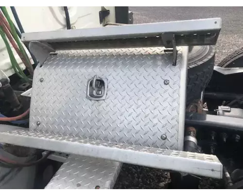 Freightliner Cascadia 125 Battery Box