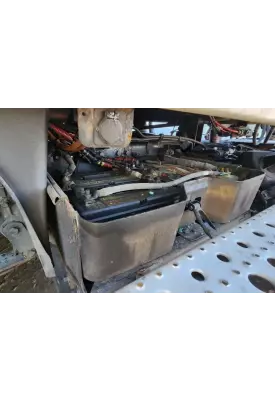 Freightliner Cascadia 125 Battery Box