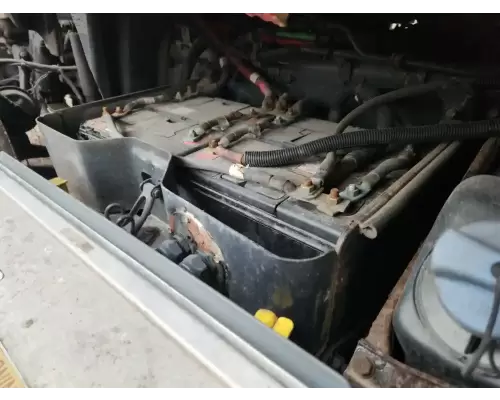 Freightliner Cascadia 125 Battery Box