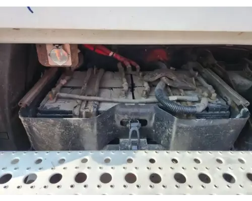 Freightliner Cascadia 125 Battery Box