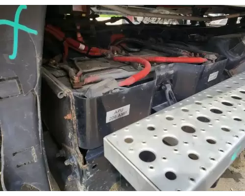 Freightliner Cascadia 125 Battery Box