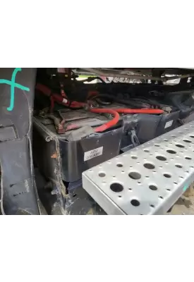 Freightliner Cascadia 125 Battery Box