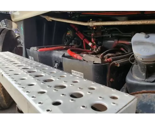 Freightliner Cascadia 125 Battery Box