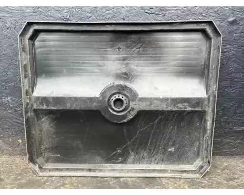 Freightliner Cascadia 125 Battery Box