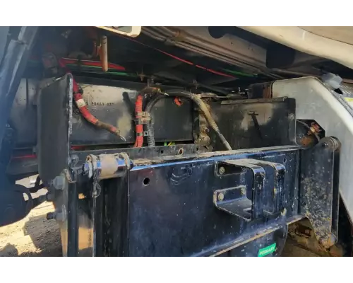 Freightliner Cascadia 125 Battery Box