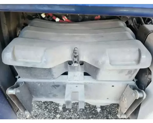 Freightliner Cascadia 125 Battery Box