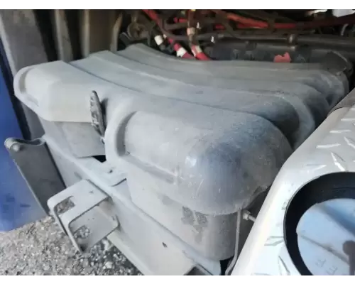 Freightliner Cascadia 125 Battery Box