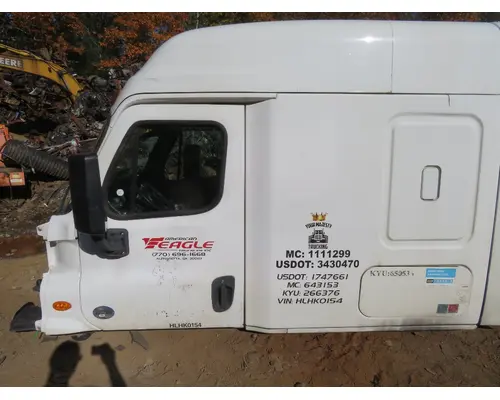 Cab FREIGHTLINER CASCADIA  125 New York Truck Parts, Inc.