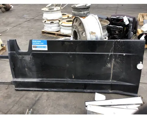 Side Fairing FREIGHTLINER CASCADIA 125 LKQ Western Truck Parts
