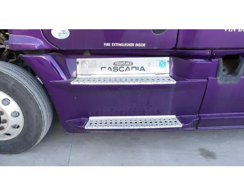 Side Fairing FREIGHTLINER CASCADIA 125 LKQ Thompson Motors - Wykoff