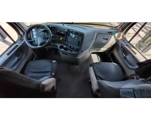 Freightliner Cascadia 125 Cab
