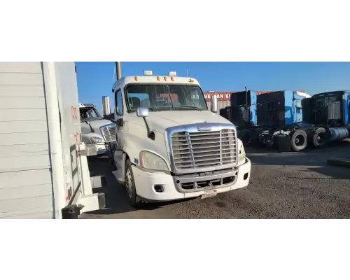 Cab Freightliner Cascadia 125 Garabedian Equipment Company