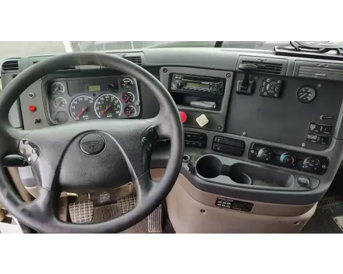 Freightliner Cascadia 125 Cab