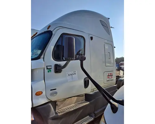 Cab FREIGHTLINER CASCADIA 125 LKQ Evans Heavy Truck Parts